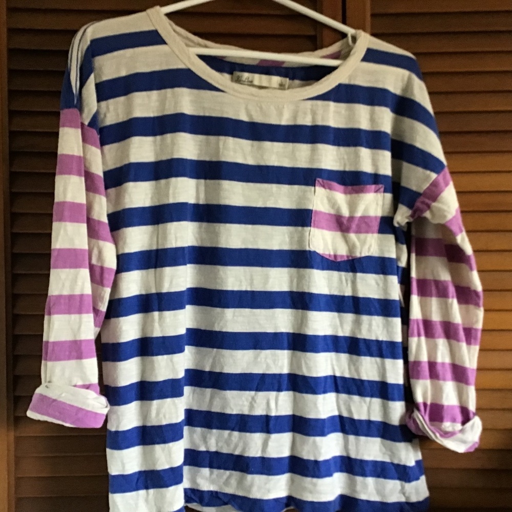 Soft cotton jersey t shirt large..